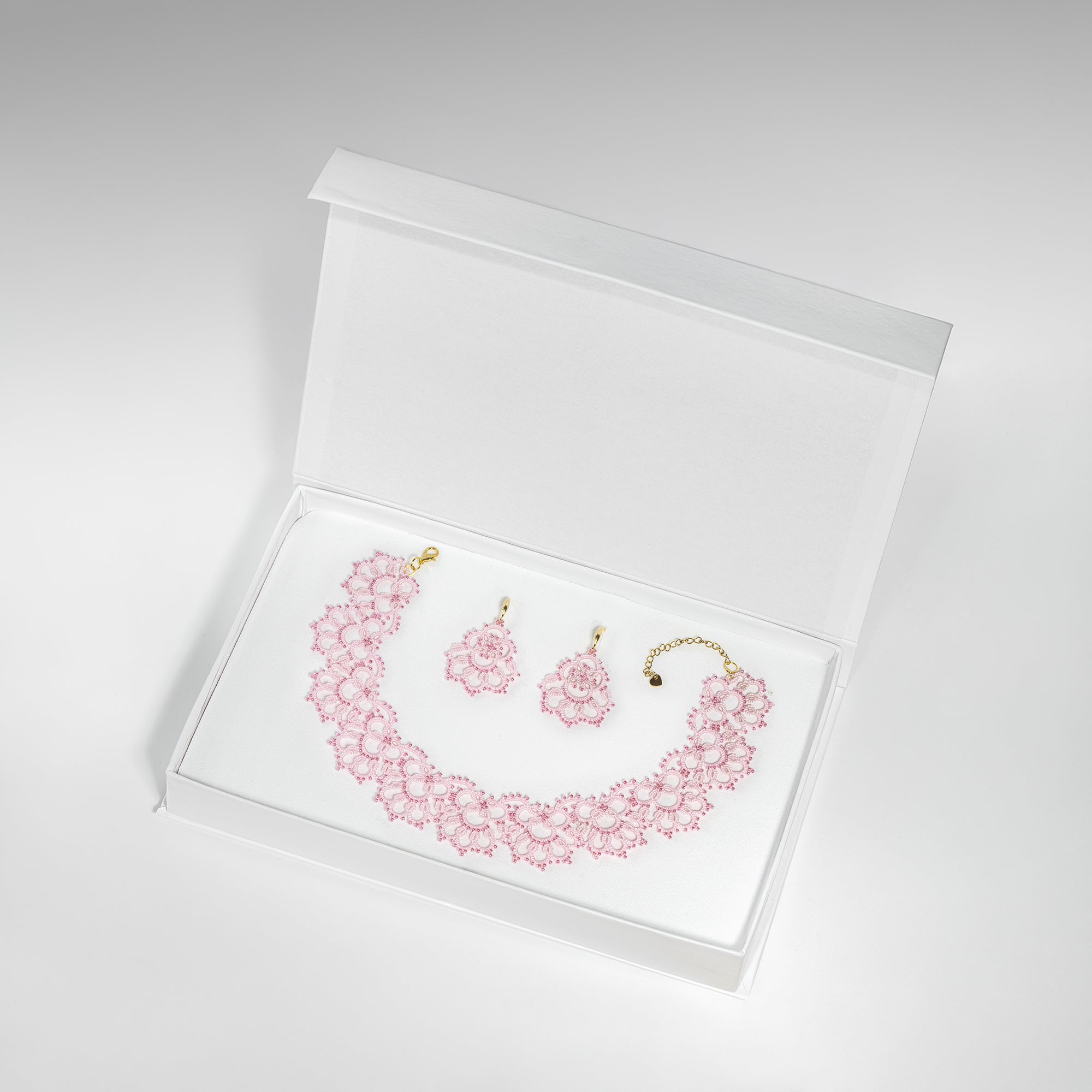 Tatting Lace Set with Choker Necklace