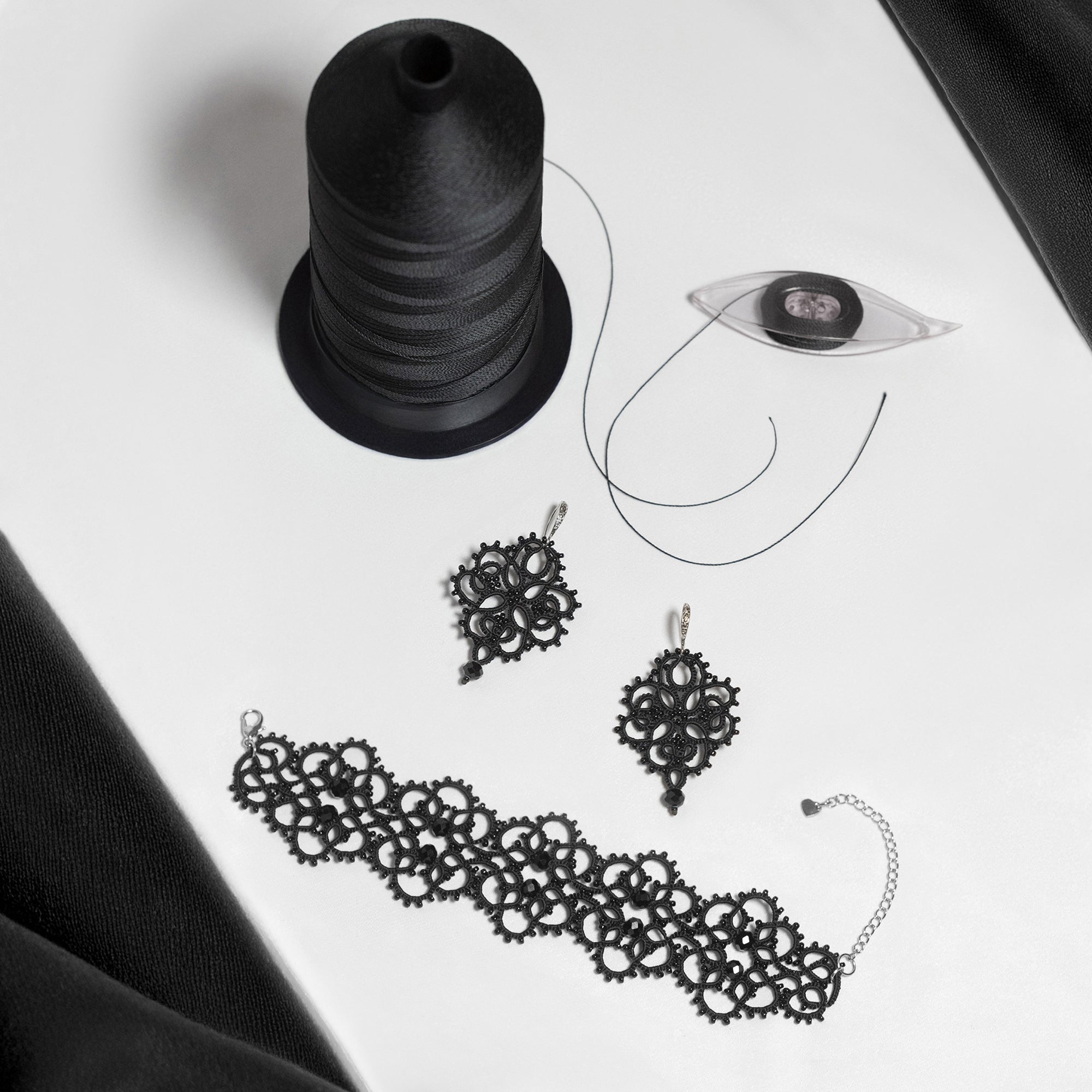 Tatting Lace Set with Bracelet