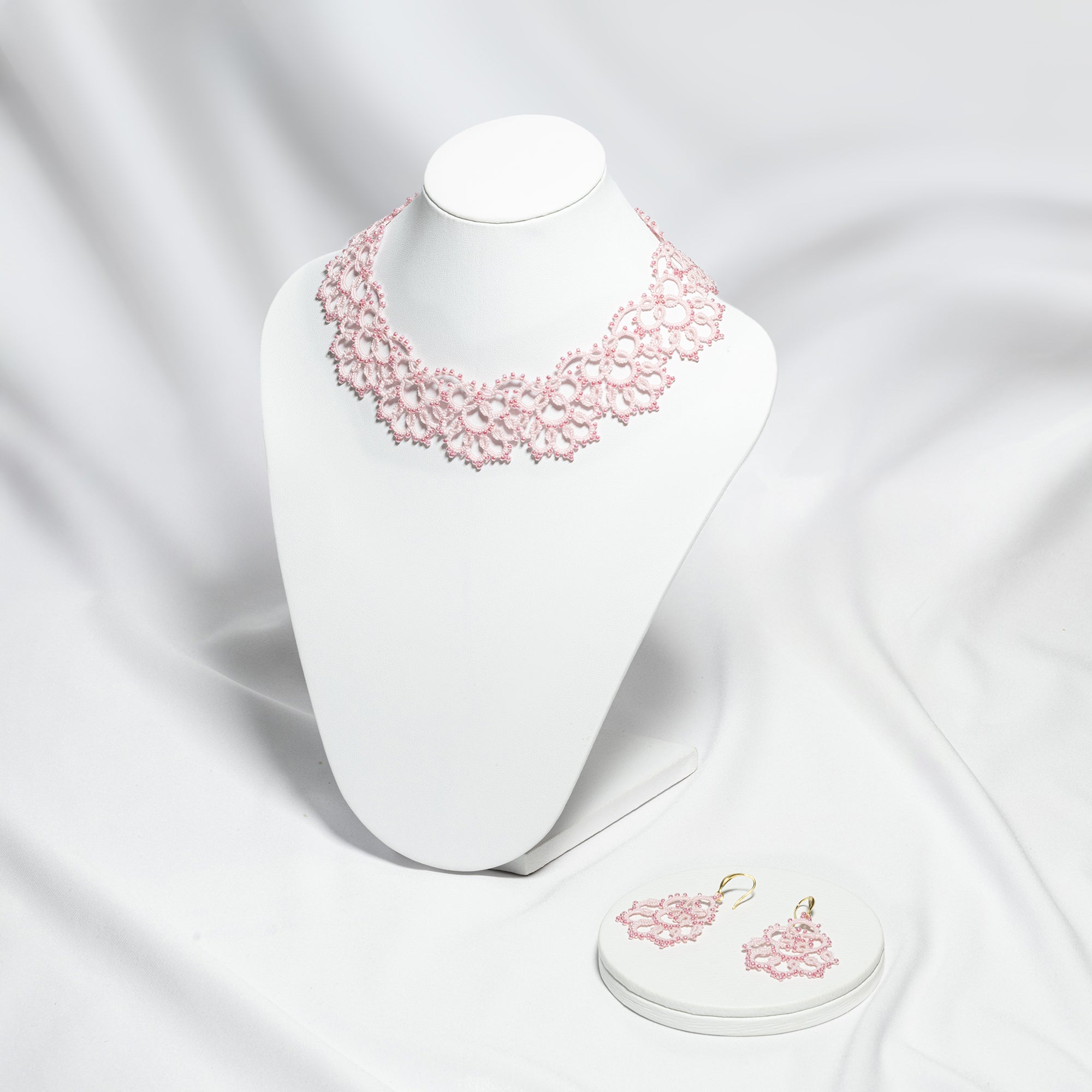 Tatting Lace Set with Choker Necklace
